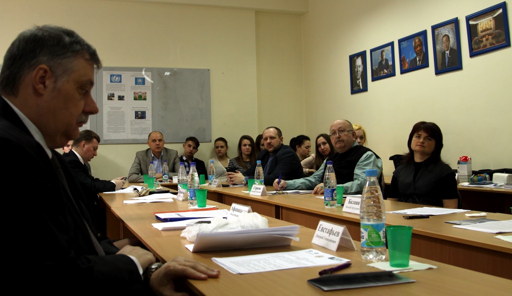 В ВолГУ прошел международный семинар о проблемах евразийской интеграции (1).jpg